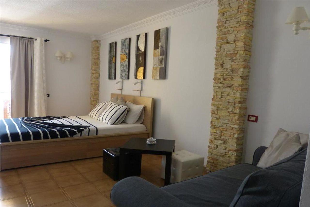 Suncanarias Estudio Torres Del Sol 205 Los Cristianos  Extérieur photo